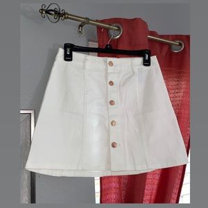 White button down skirt ✨